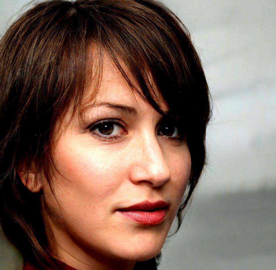 Ana López, analista financiera